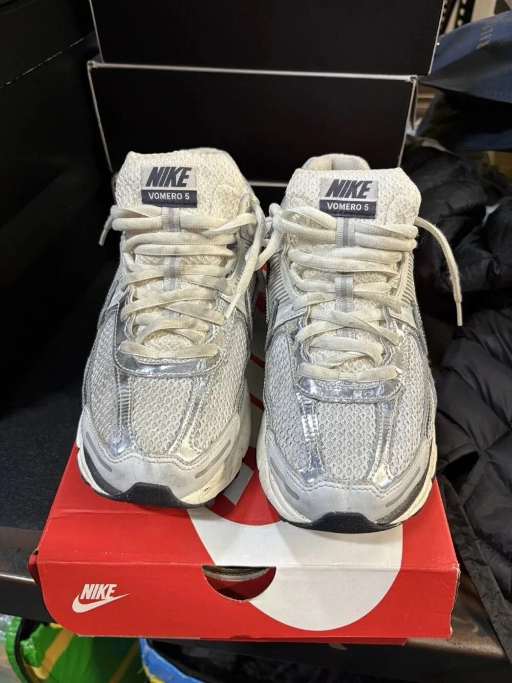 WORN Wmns Nike Zoom Come to 5 Photon Dust FD0884-025 Size 13w/11.5m WITH BOX